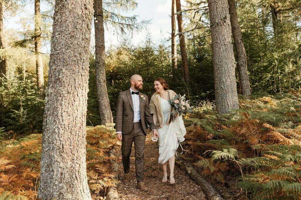 stylish autumnal glen dye elopement, woodland wedding ceremony, couple portrait